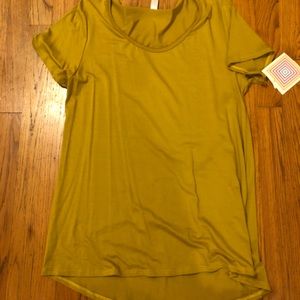 Dark Mustard LulaRoe Classic T Size Medium